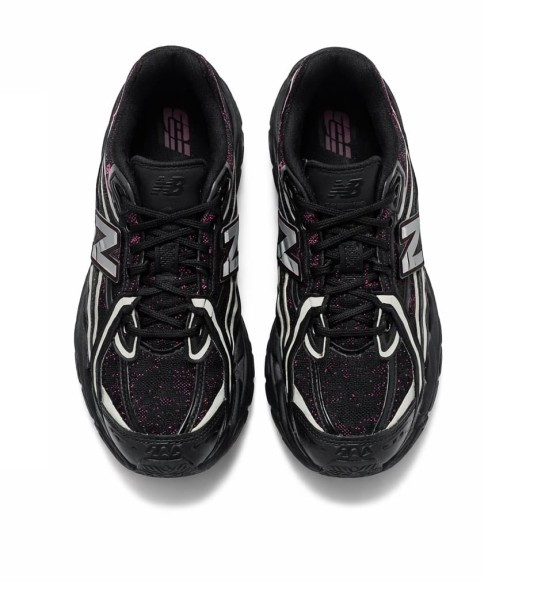 Унисекс кроссовки New Balance 1906A 'Black Dragon Berry'