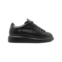 Alexander McQueen Luxe Total Black
