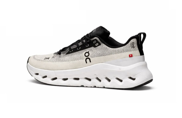 Мужские кроссовки On Cloudtilt White