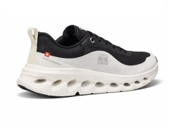 On Running Cloudtilt White/Black